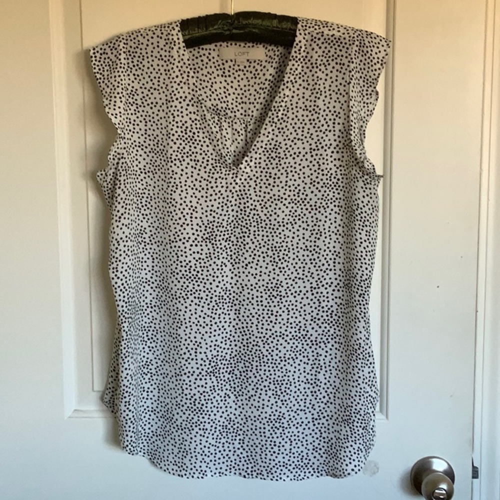 Loft Sleeveless Shell Dot print